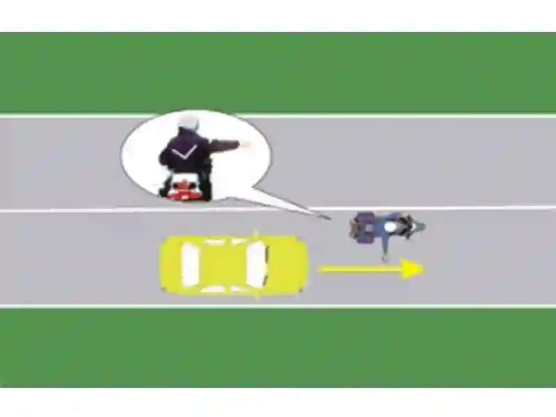 Imagine întrebare examen auto: Cum trebuie să procedeze conducătorul auto la semnalul polițistului din imagine?