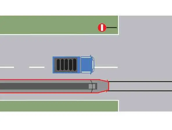 Imagine întrebare examen auto: Depășirea tramvaiului din imagine este regulamentară?