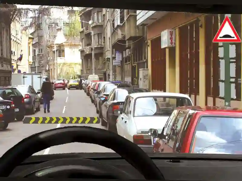 Imagine întrebare examen auto: Indicatorul vă avertizează că urmează: