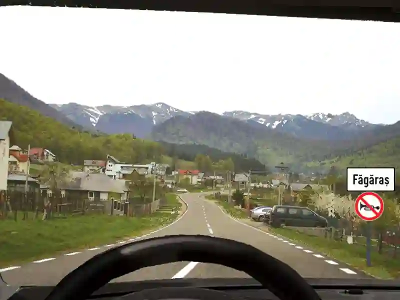 Imagine întrebare examen auto: Indicatorul semnifică: