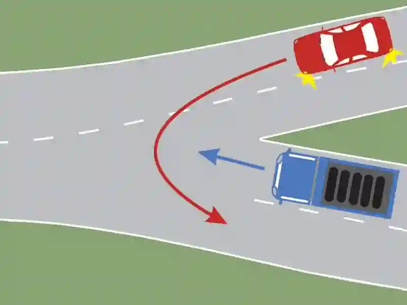 Imagine întrebare examen auto: Care dintre autovehicule va intra primul în intersecție?
