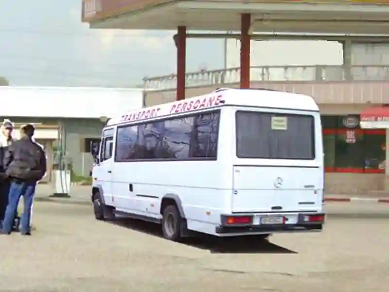 Imagine întrebare examen auto: Precizați dacă presiunea din pneuri are efect asupra consumului de carburant: